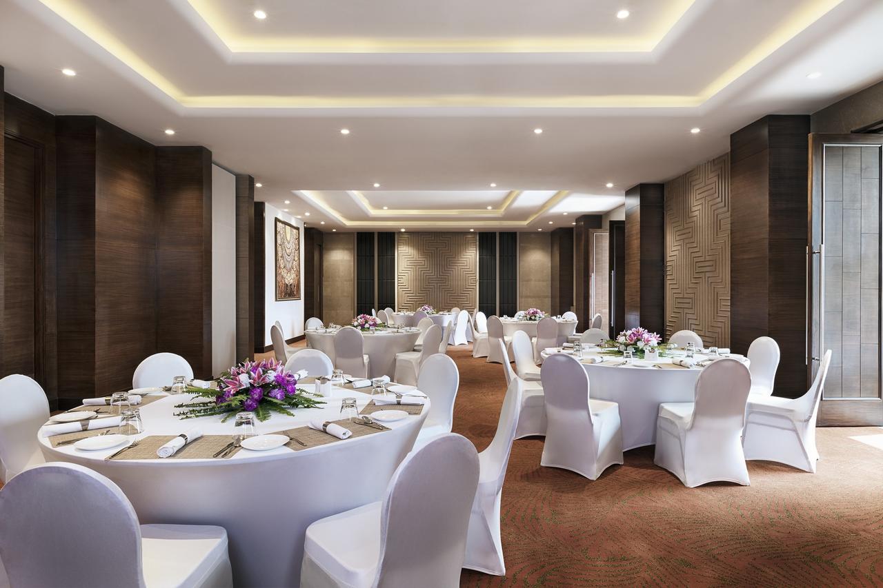 Hotel Oaks Bodhgaya Exteriér fotografie